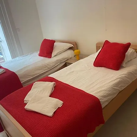 C The C - * Oostende